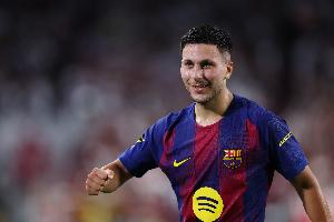 每体：巴德吉迟迟未能注册，考虑在巴萨二队注册或租借去其他球队